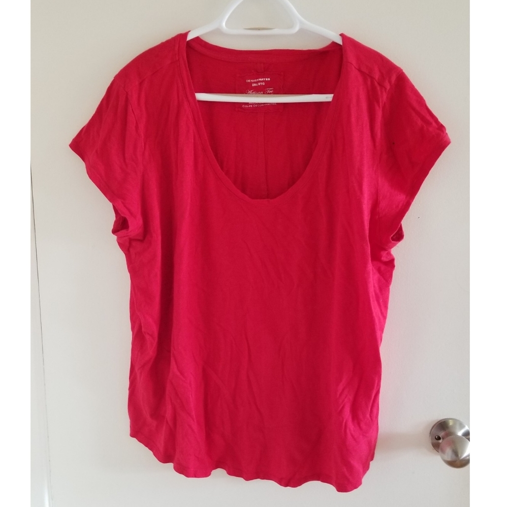 Denver Hayes relaxed fit scoop neck tee